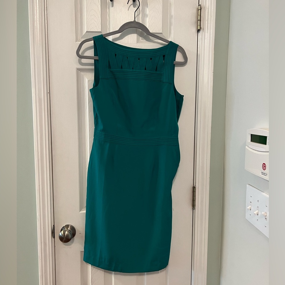 Teal banana republic dress size 4. Never before worn, tags still on.